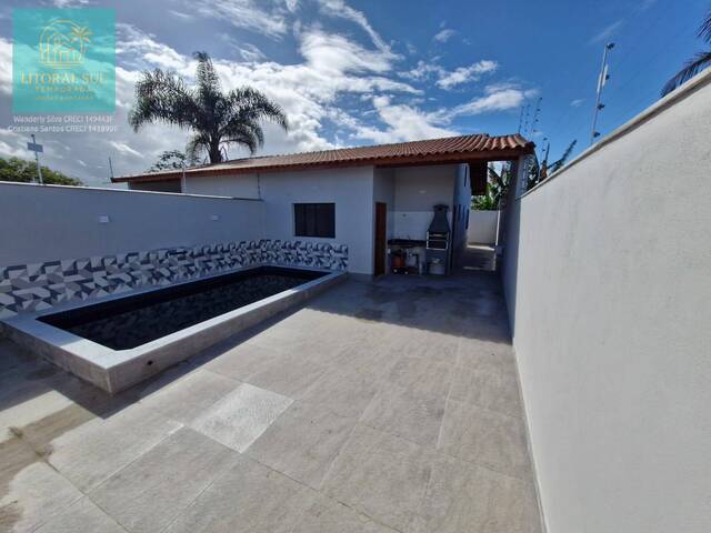#CA028 - Casa para Venda em Itanhaém - SP