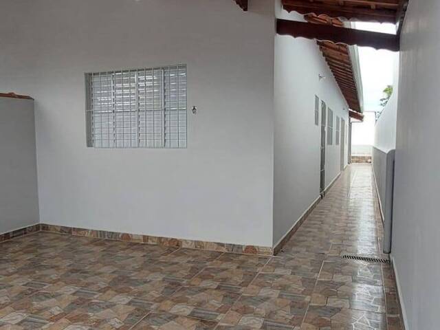 Casa para Venda em Mongaguá - 2