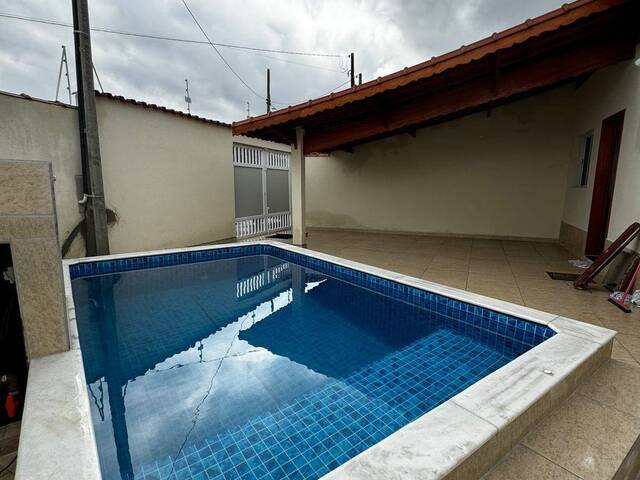 Casa para Venda em Mongaguá - 2