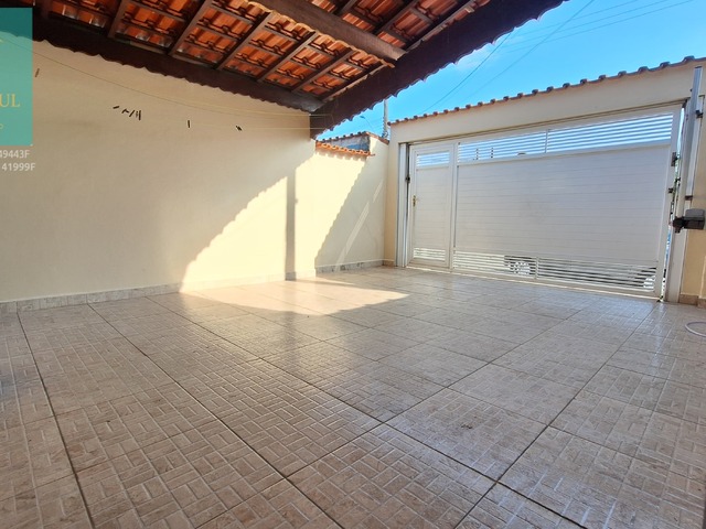 Casa para Venda em Mongaguá - 2