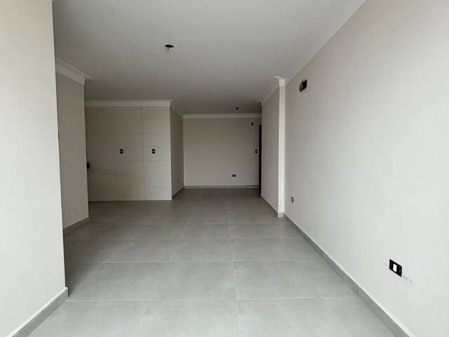 Apartamento para Venda em Praia Grande - 2