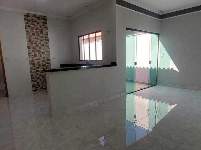 #CA075 - Casa para Venda em Itanhaém - SP