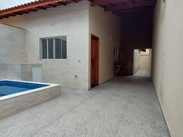 #CA090 - Casa para Venda em Mongaguá - SP