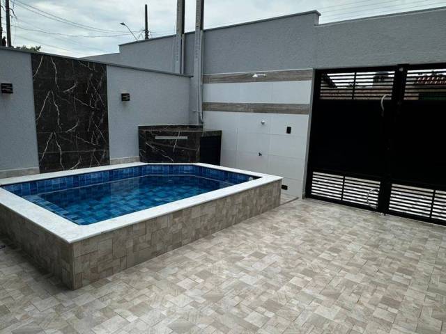 #CA095 - Casa para Venda em Mongaguá - SP