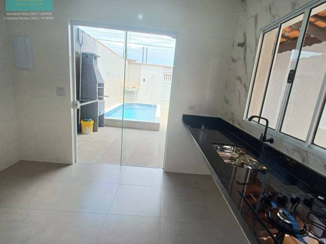 #CA0101 - Casa para Venda em Mongaguá - SP